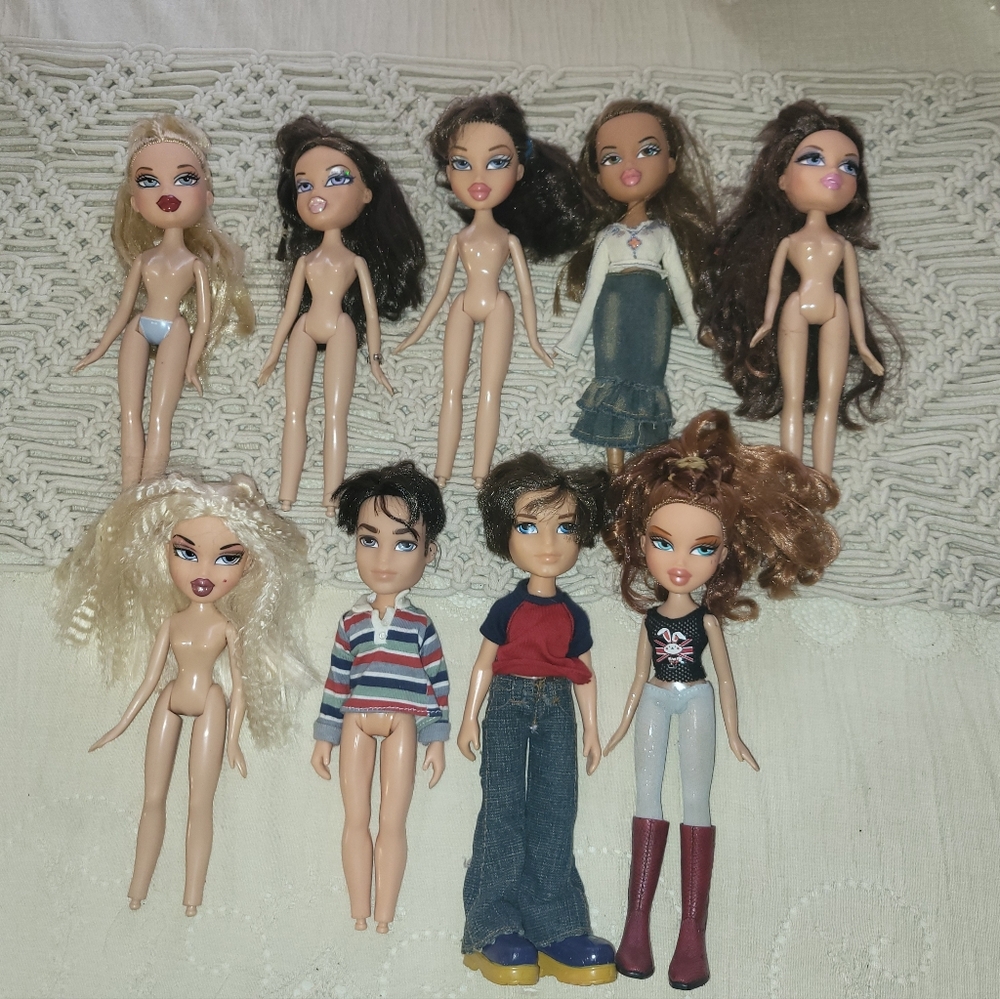 Vintage BRATZ DOLLS LOT